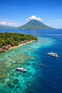 Located just off the coast of Manado, Bunaken is renowned for its spectacular marine park.